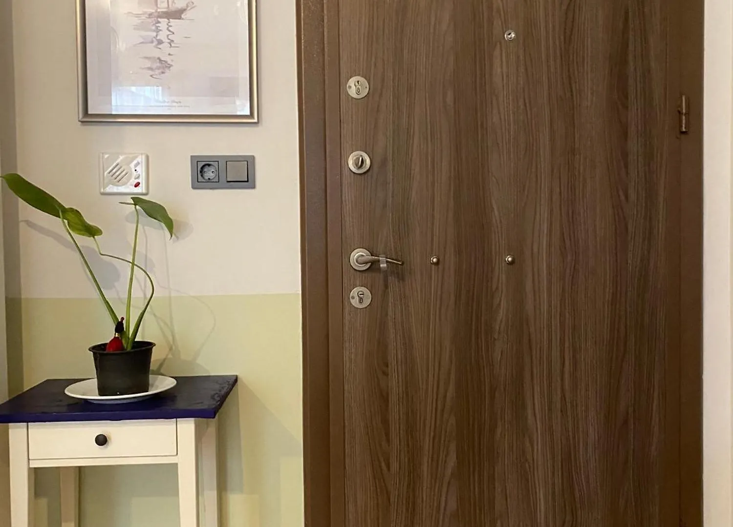 Istanbul Hub Flats Hotel 4*,