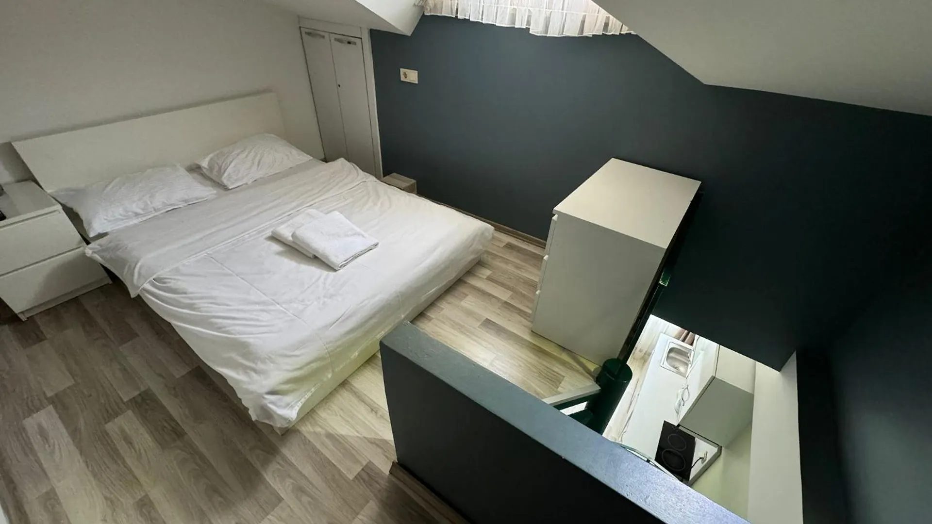 Hotel Istanbul Hub Flats 4*,